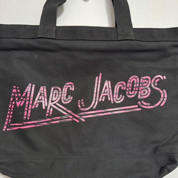 Marc Jacobs Black Tote Bag with Pink Logo - Picture 6 of 14